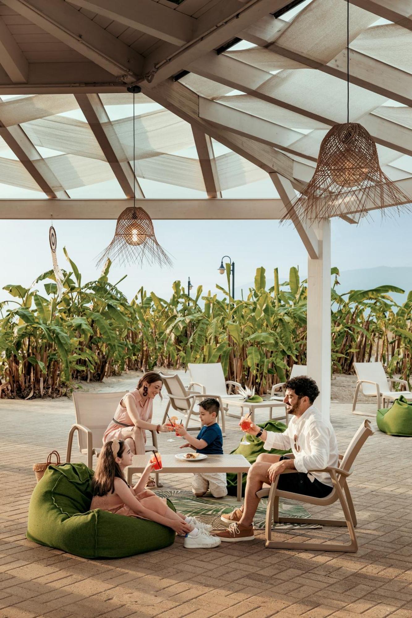 Falkensteiner Club Funimation Garden Calabria Curinga Екстериор снимка
