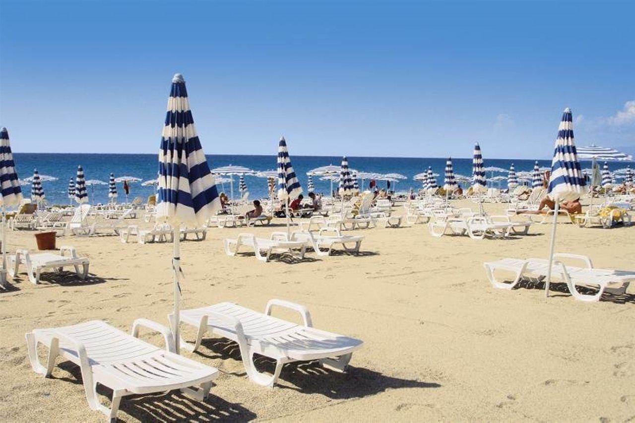 Falkensteiner Club Funimation Garden Calabria Curinga Екстериор снимка